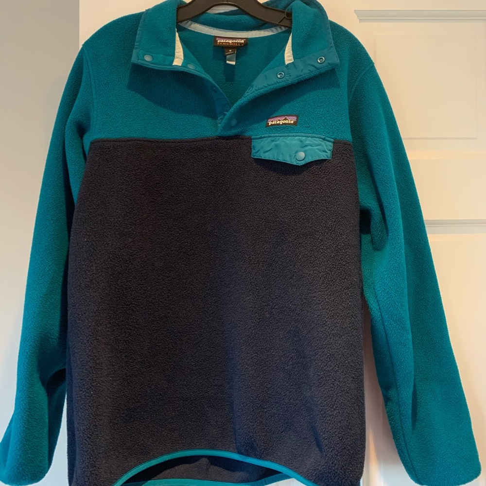 Patagonia Teal and Navy Women's Sweater